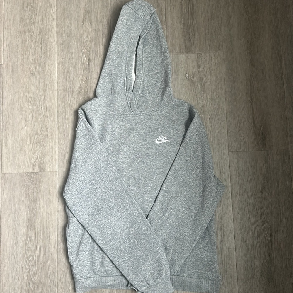 NIKE  Gray Kids Hoodie Youth XL